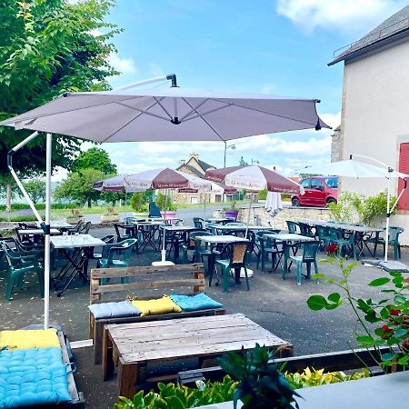 Auberge Le Beaulieu -Cantal ภายนอก รูปภาพ