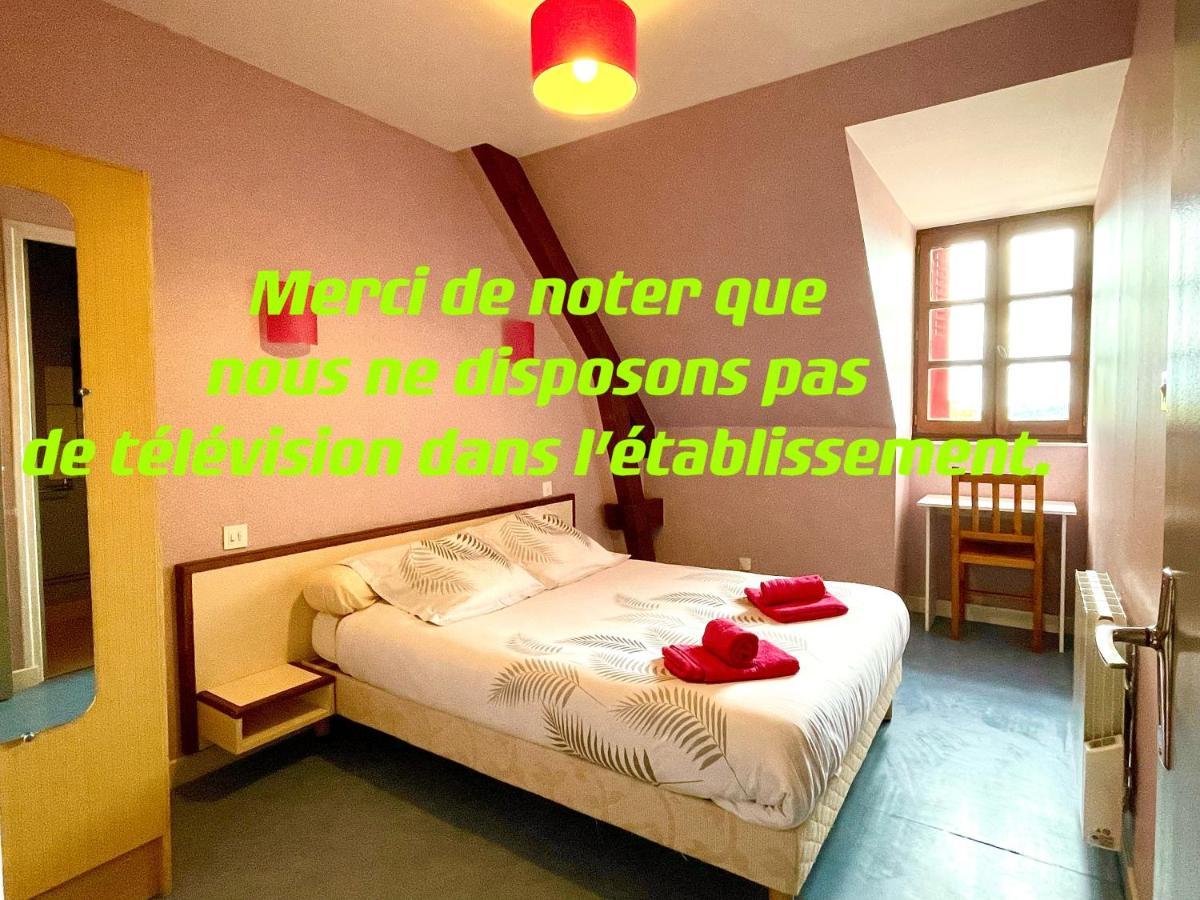 Auberge Le Beaulieu -Cantal ภายนอก รูปภาพ